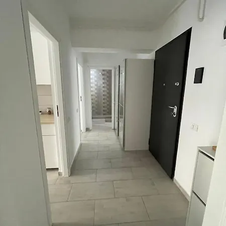 Plaza Luxury Apartment Near Presidential Palace Bucharest Exterior photo