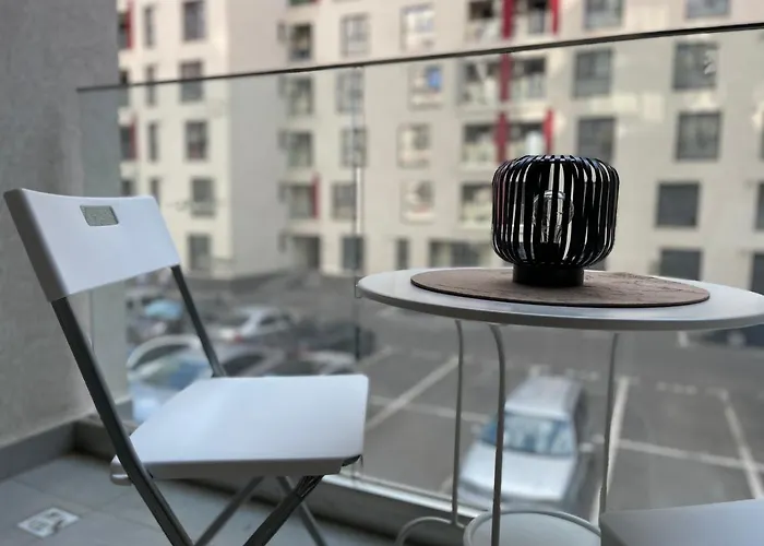 Plaza Luxury Apartment Near Presidential Palace
