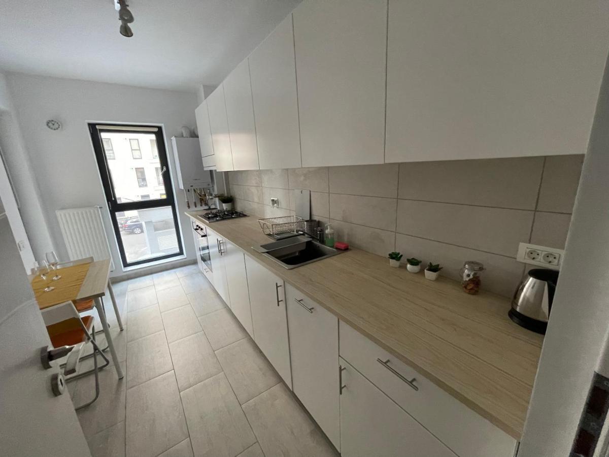 Plaza Luxury Near Presidential Palace Apartment