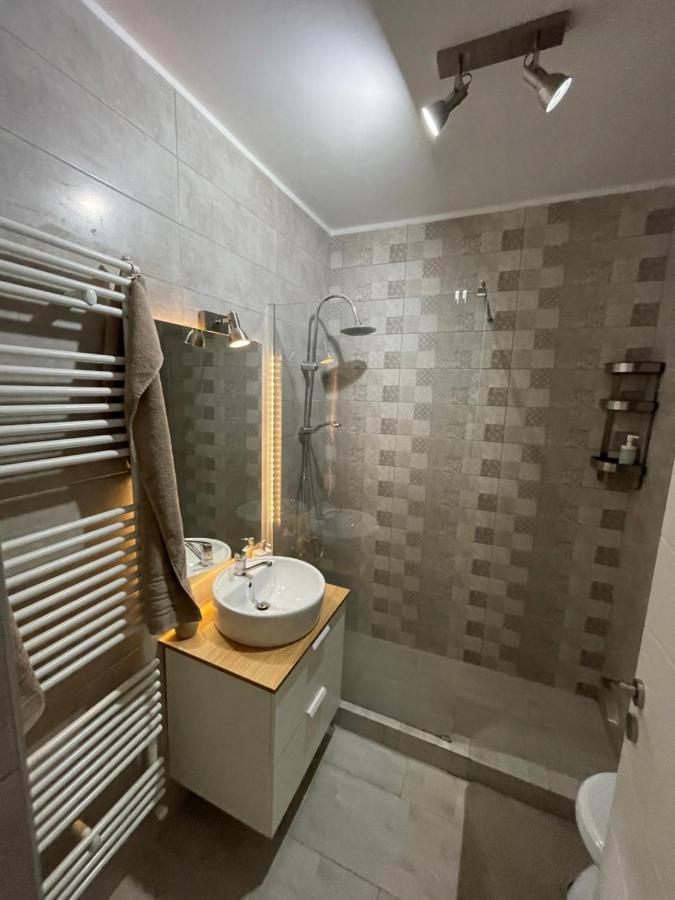 Apartment Plaza Luxury Near Presidential Palace Bucharest